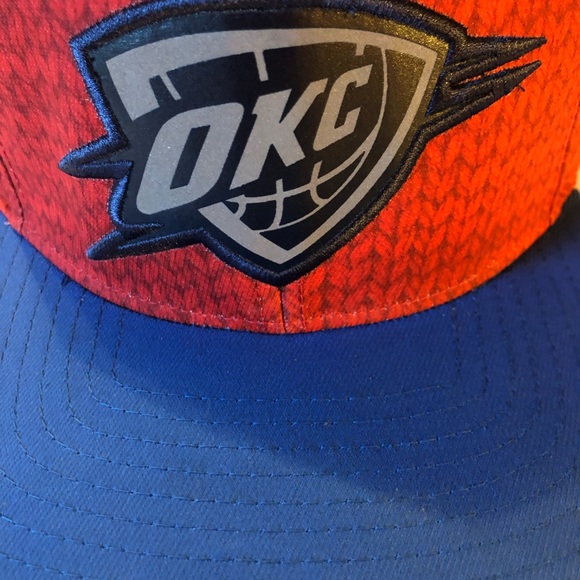 Adidas Oklahoma City Thunder NBA Basketball Hat OKC Snap Back - Picture 5 of 16